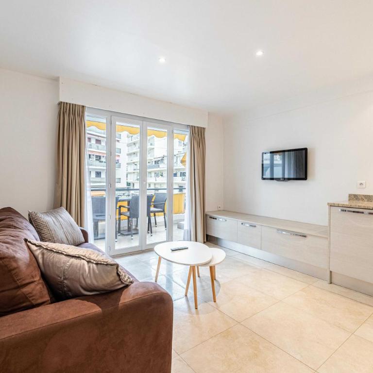 Modern Apartment a c 1BR-4P With balcony - Apartment mit 1 Schlafzimmer - 1