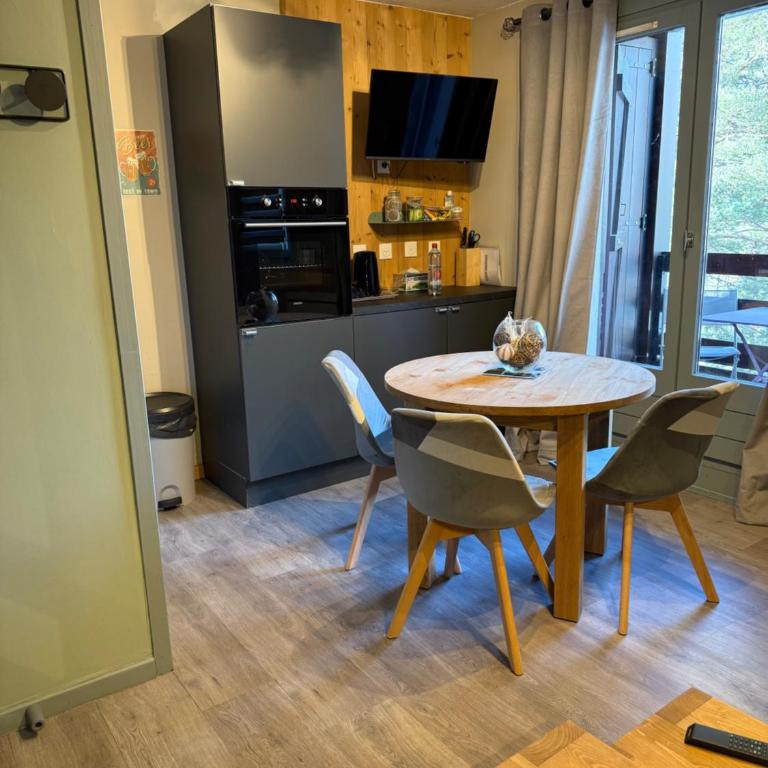Logement cosy à la montagne - Apartment mit 2 Schlafzimmern - 2