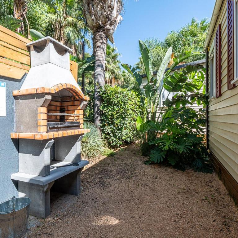 La Siesta Salou Resort & Camping - Three-Bedroom Bungalow - 4