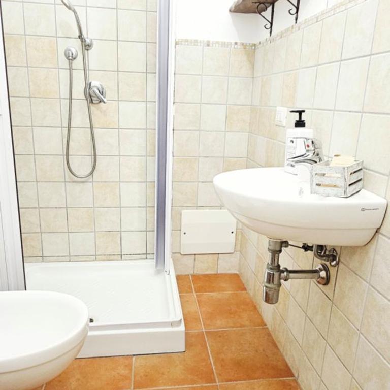 Aba Maya Guesthouse Alghero - Camera Matrimoniale con Bagno Privato - 21
