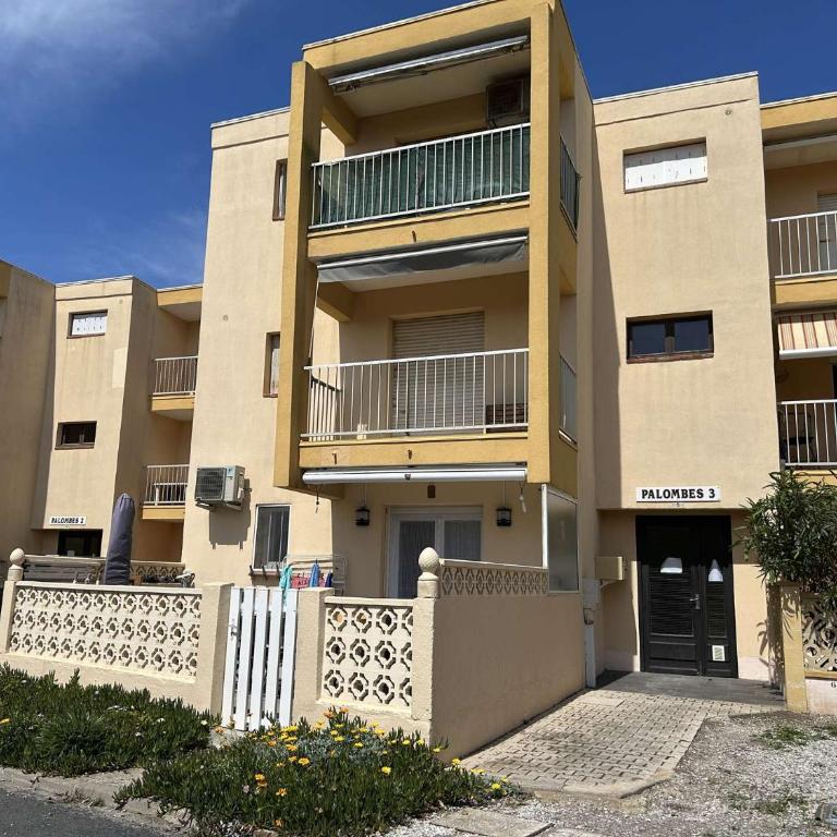 SP410-016 Appartement 3 pièces 6 couchages SAINT PIERRE LA MER - Appartement 2 Chambres - 17