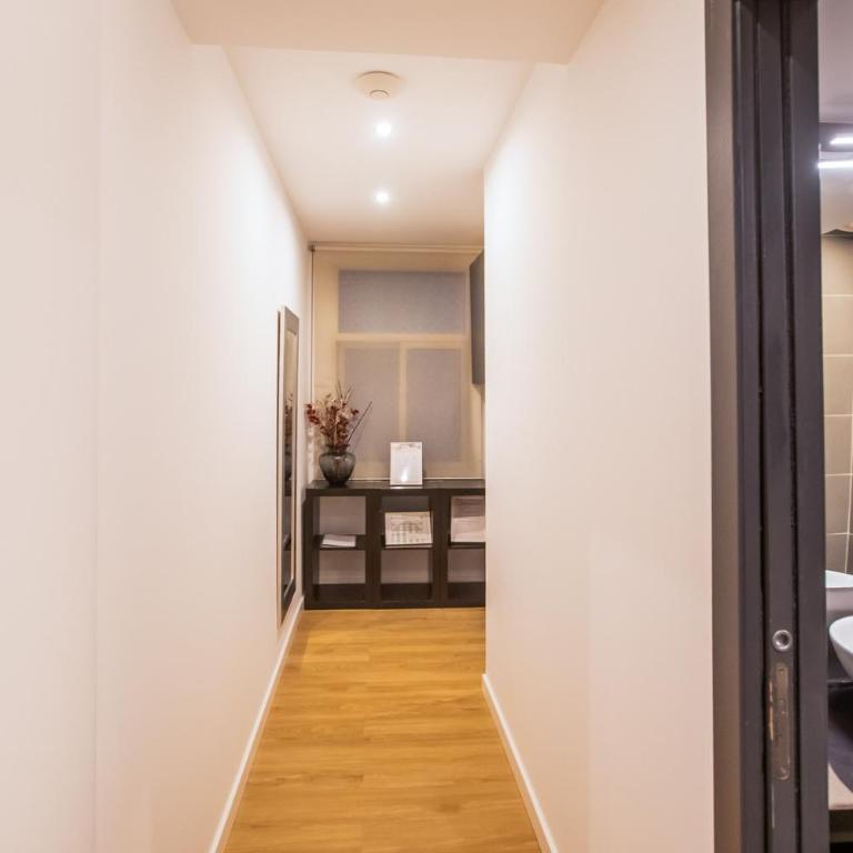 E2IND1118 - Apartment near Sagrada Familia - Two-Bedroom Apartment - 6