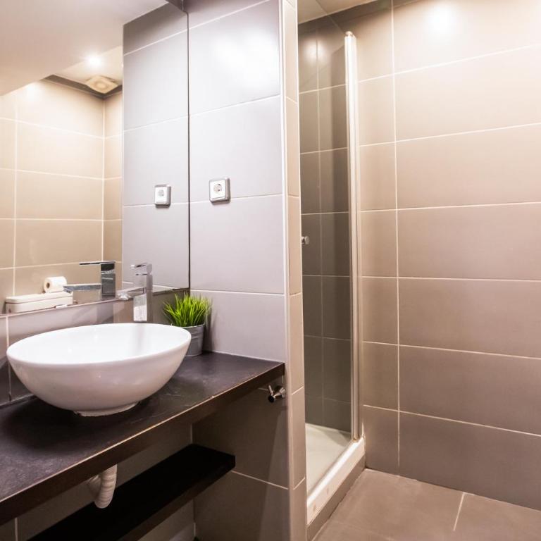 E2IND1118 - Apartment near Sagrada Familia - Two-Bedroom Apartment - 10