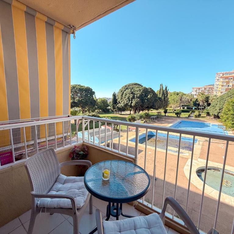 Costa Azul Studio with Pool - One-Bedroom Apartment - 13