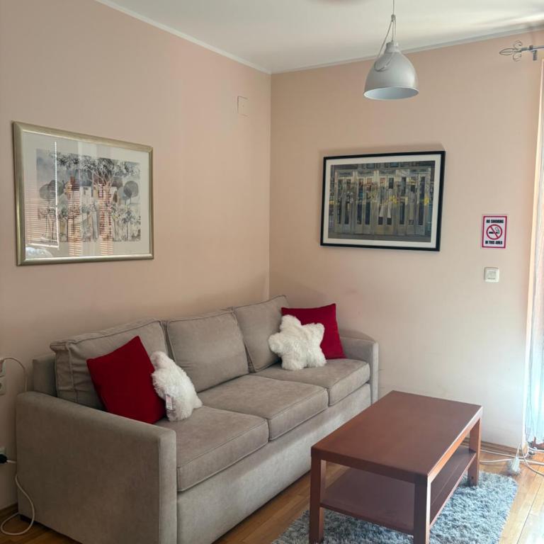 Cozy Bianca Studio - One-Bedroom Apartment - 5