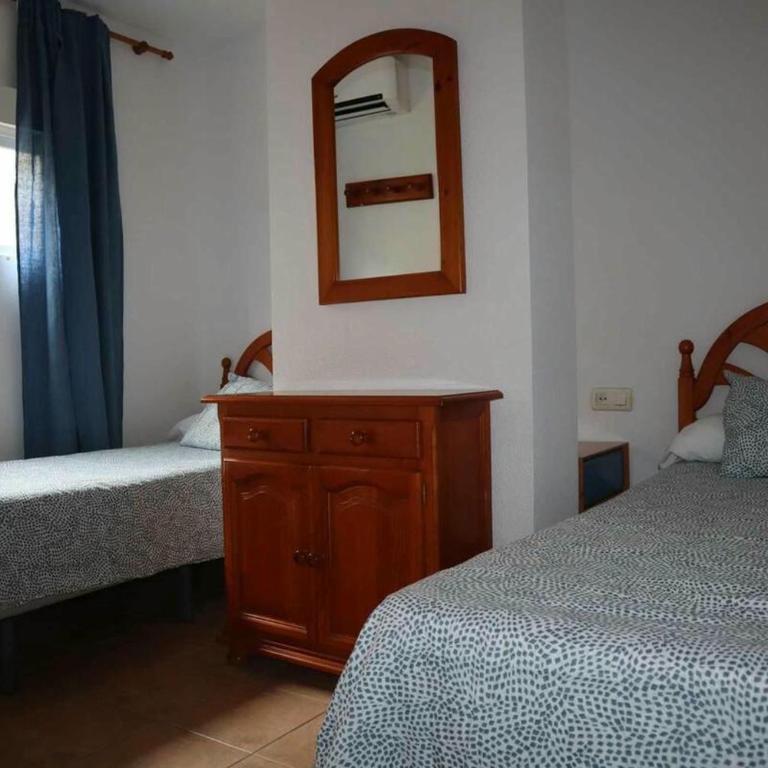 Apartamento cerca de la Playa con Terraza y Hermosas Vistas al Mar - Apartamento de 2 dormitorios - 5