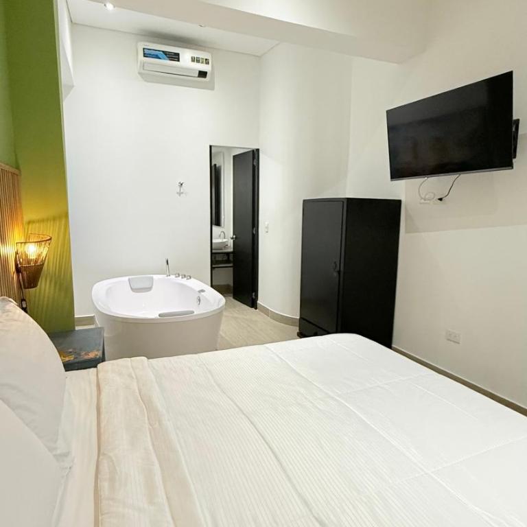 Hotel Gallery Boutique - Deluxe Room - 15