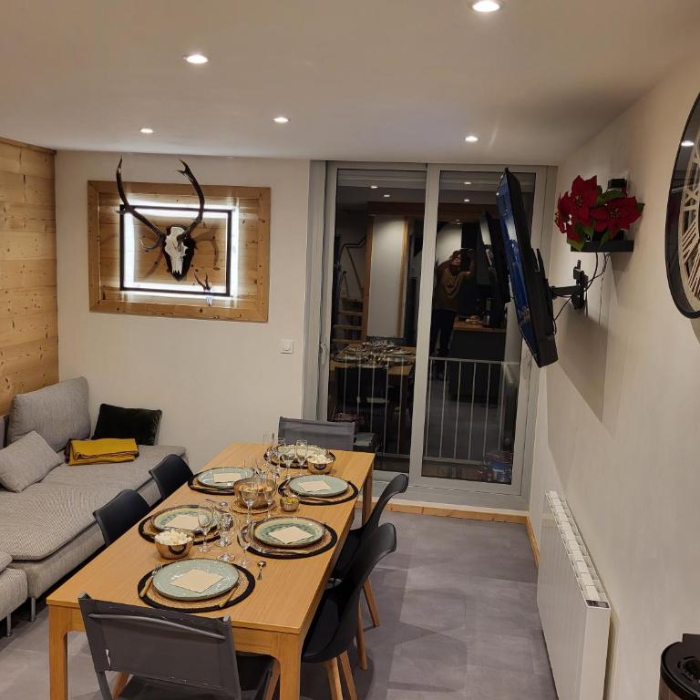 Les biches du Soula 5 couchages proche piste ski - Apartment mit 2 Schlafzimmern und Bergblick - 2