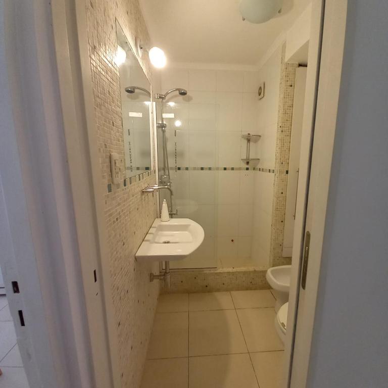 Estudio - Apartamento de 1 dormitorio - 2