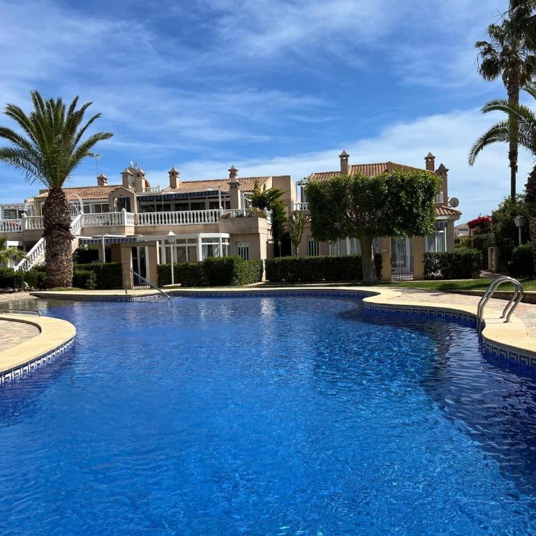 Blue Pool Paradise - Apartamento de 2 dormitorios - 1