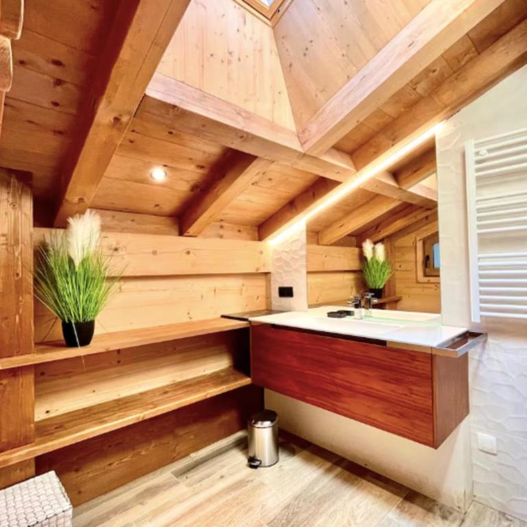 Cozy chalet in Combloux near the slopes - Chalet - 24