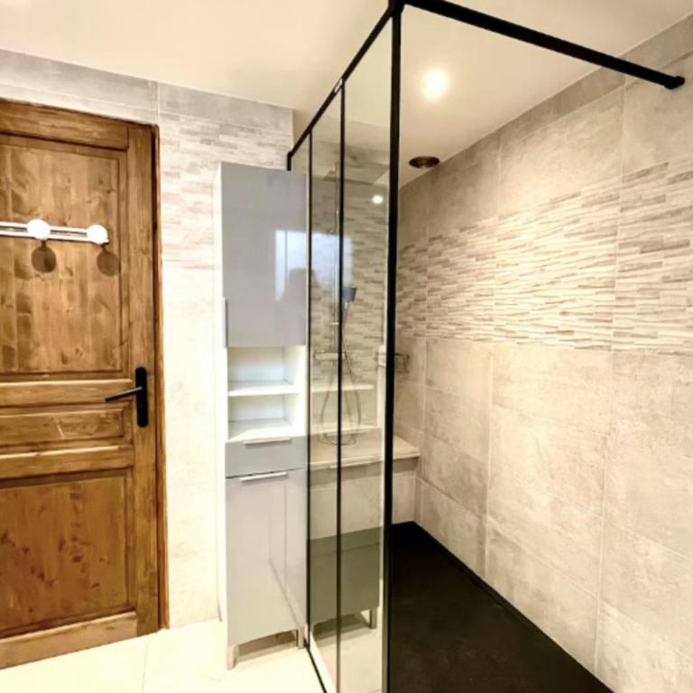 Cozy chalet in Combloux near the slopes - Chalet - 27