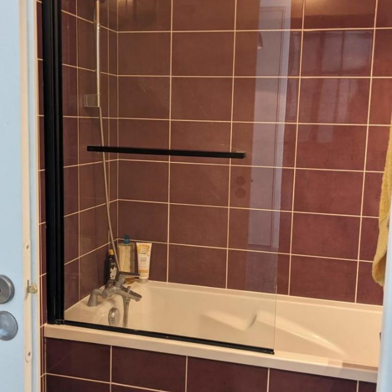 Comfortable apartment near transport - Apartamento - 9