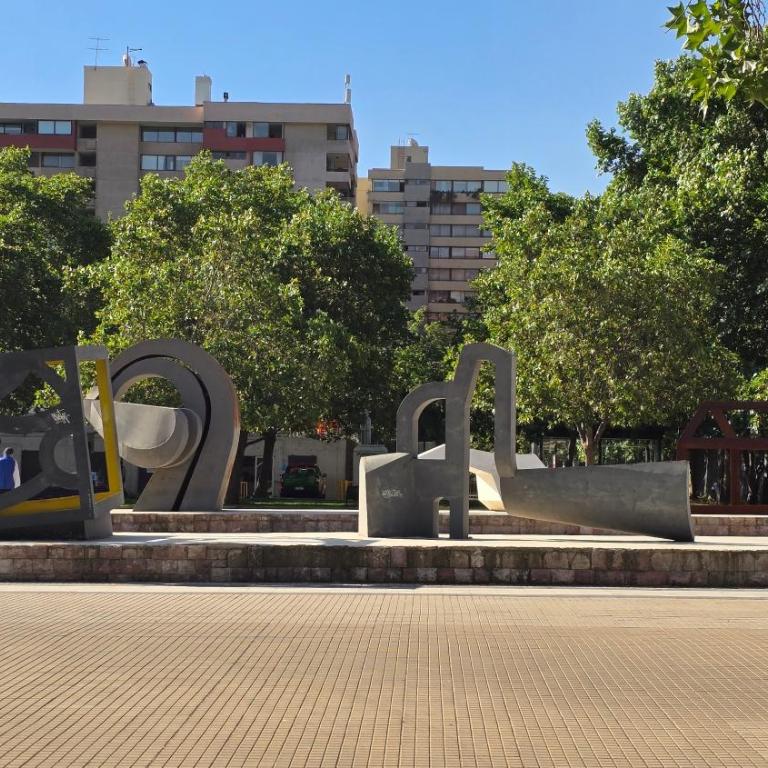 Apartamento en Las Condes frente a parque araucano - Apartamento de 2 dormitorios - 38