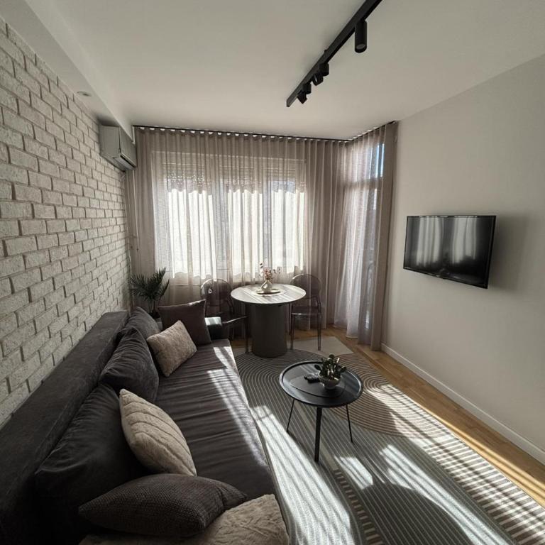 Urban Nest Belgrade - One-Bedroom Apartment - 3