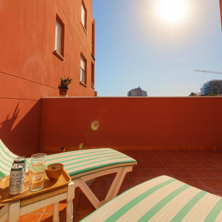 Marina Breeze Home Piscina Wi-Fi 2 Dorm 4 Pax - Apartamento de 2 dormitorios con terraza - 15