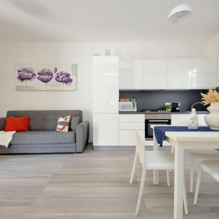 Appartamento centrale - Comfort vicino ai trasporti - One-Bedroom Apartment - 2
