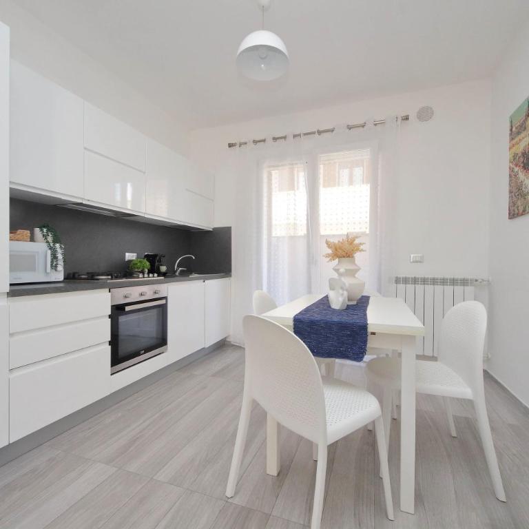 Appartamento centrale - Comfort vicino ai trasporti - One-Bedroom Apartment - 5