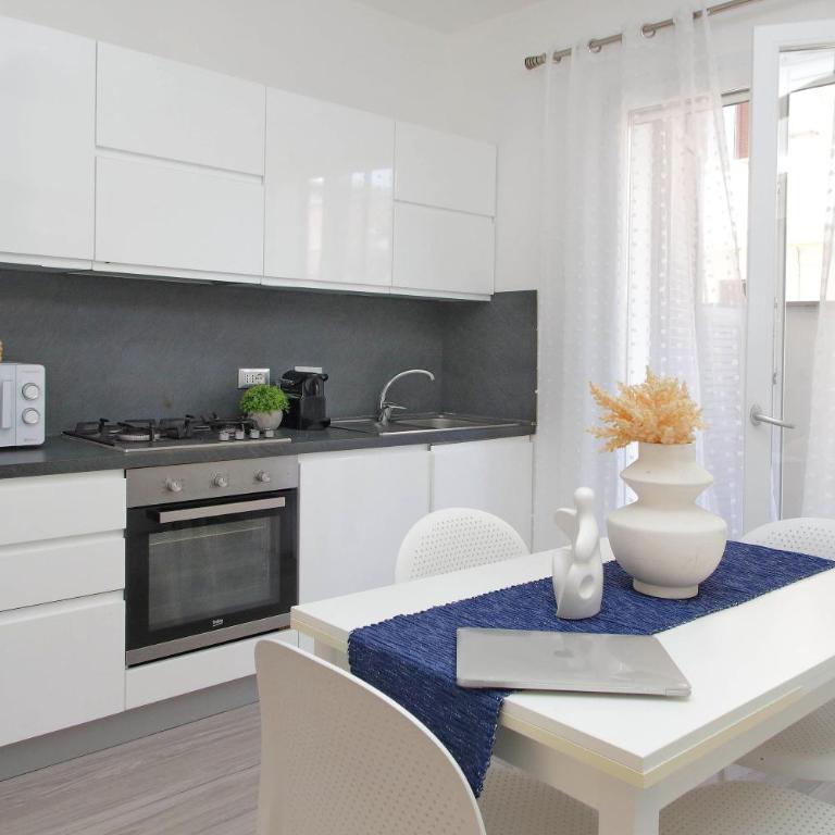 Appartamento centrale - Comfort vicino ai trasporti - One-Bedroom Apartment - 6
