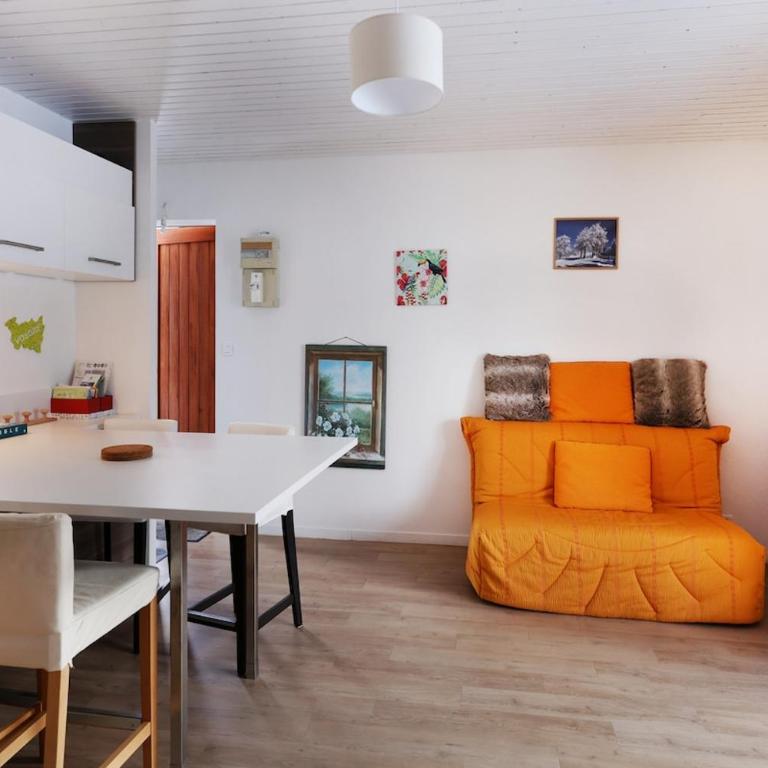 Hosted by Valentin - Apartment mit 1 Schlafzimmer - 6