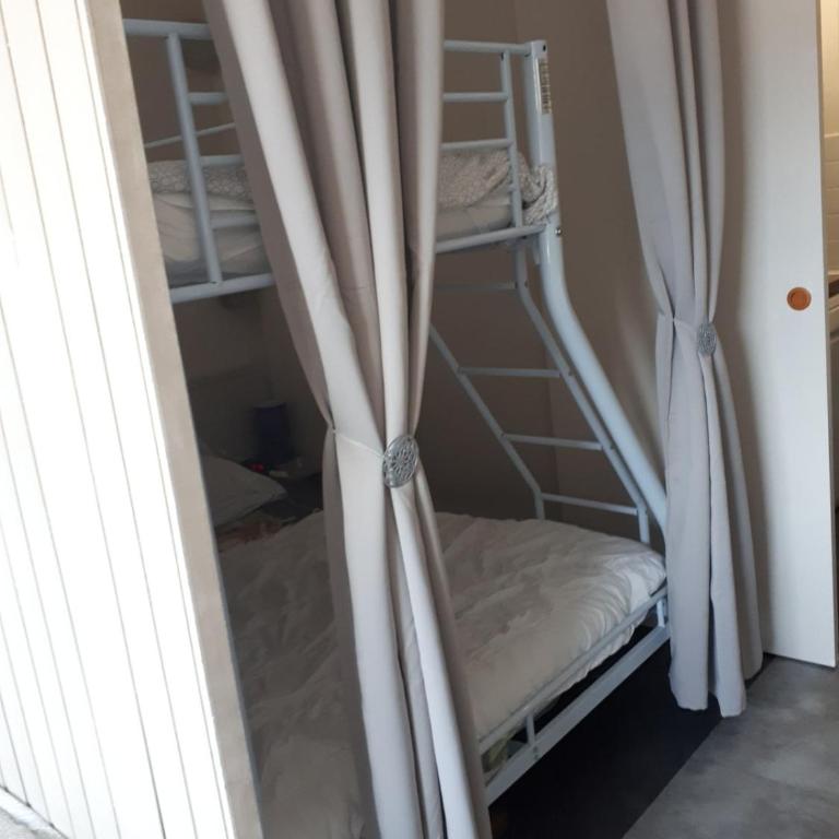Studio lumineux et cosy avec vue montagne 7è étage - Appartement 2 Chambres - 15