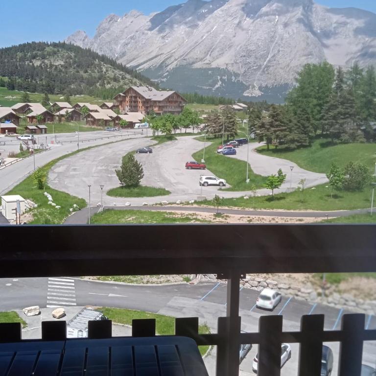 Studio lumineux et cosy avec vue montagne 7è étage - Appartement 2 Chambres - 4