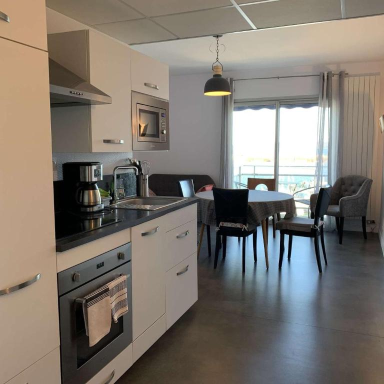 Appartement refait à neuf avec vue mer, WIFI et balcon à Perros-Guirec - FR-1-368-59 - Apartment (4 Erwachsene) - 10