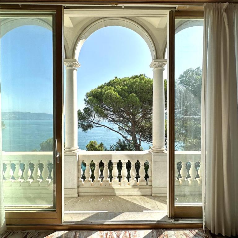Villa Doria 16 Pax by VILLASRETREATS - Villa - 2