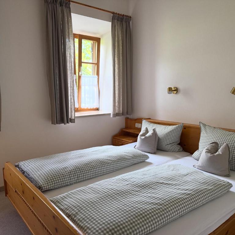 Gästehaus Hausenbauer - Apartment mit schöner Aussicht - 3