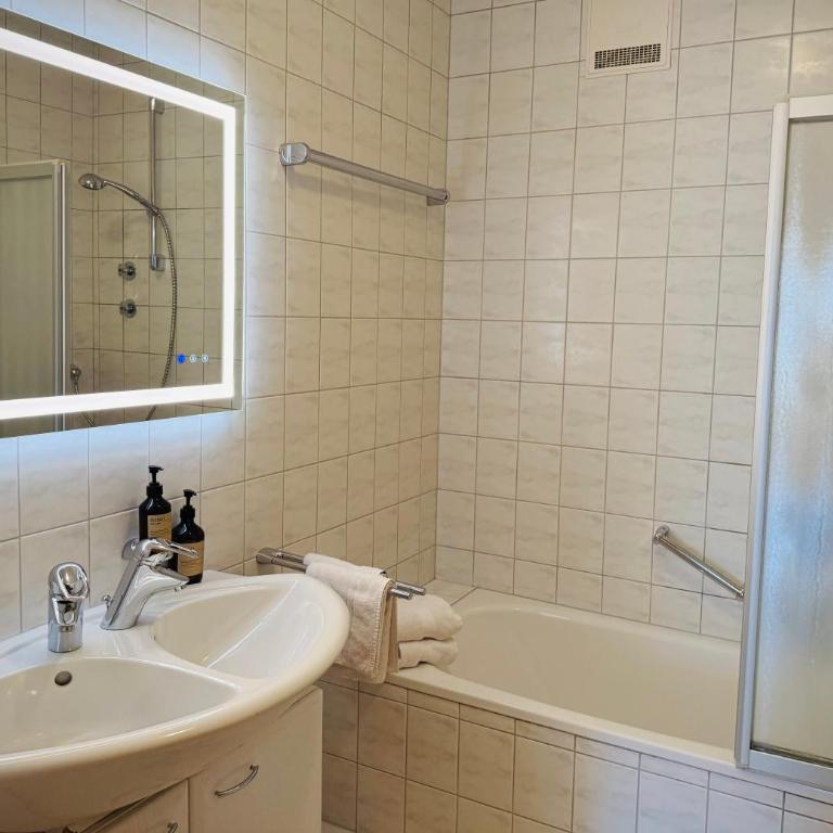 Gästehaus Hausenbauer - Apartment mit 2 Schlafzimmern - 8
