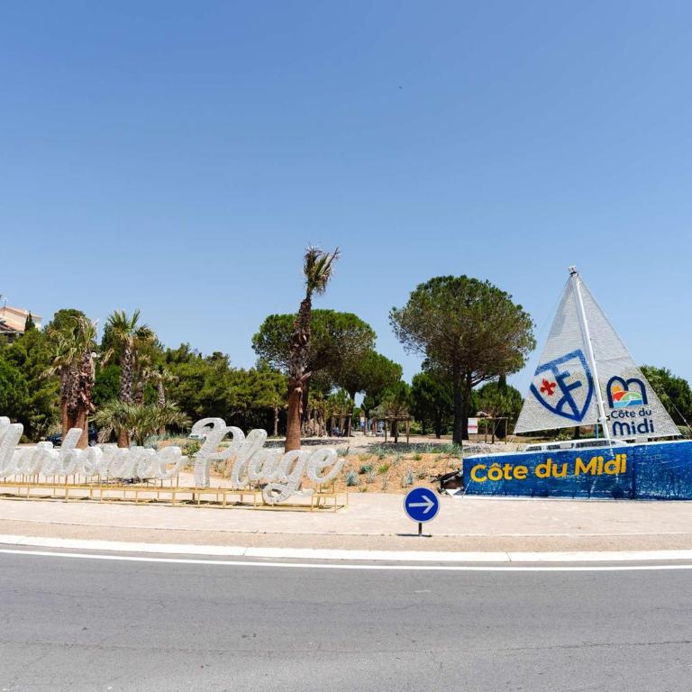 Charmant T2 en rez-de-jardin avec piscine, garage et WIFI à Narbonne-Plage - FR-1-409-208 - Apartment - 14