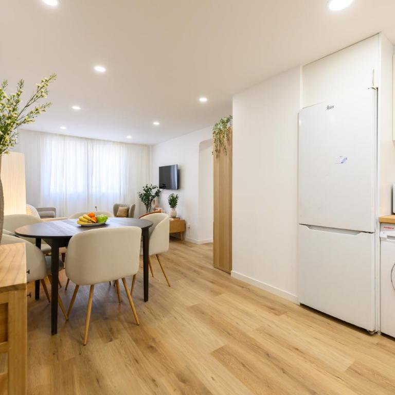 Apartamento de 3 dormitorios GCO69BD - Three-Bedroom Apartment - 2