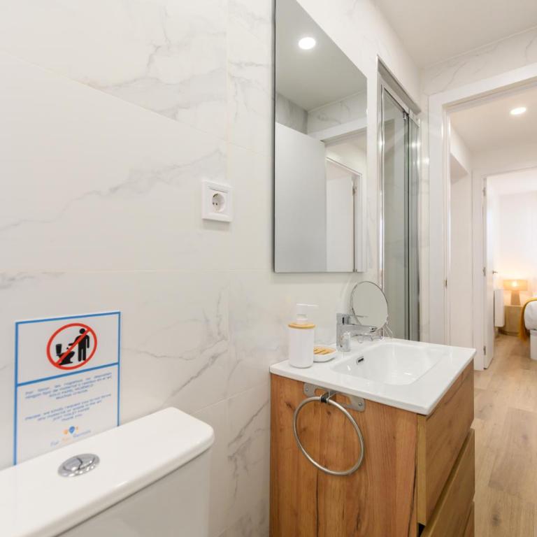 Apartamento de 3 dormitorios GCO69BD - Three-Bedroom Apartment - 48