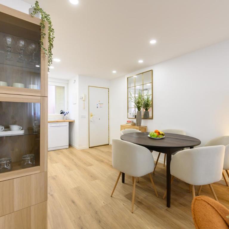 Apartamento de 3 dormitorios GCO69BD - Three-Bedroom Apartment - 56