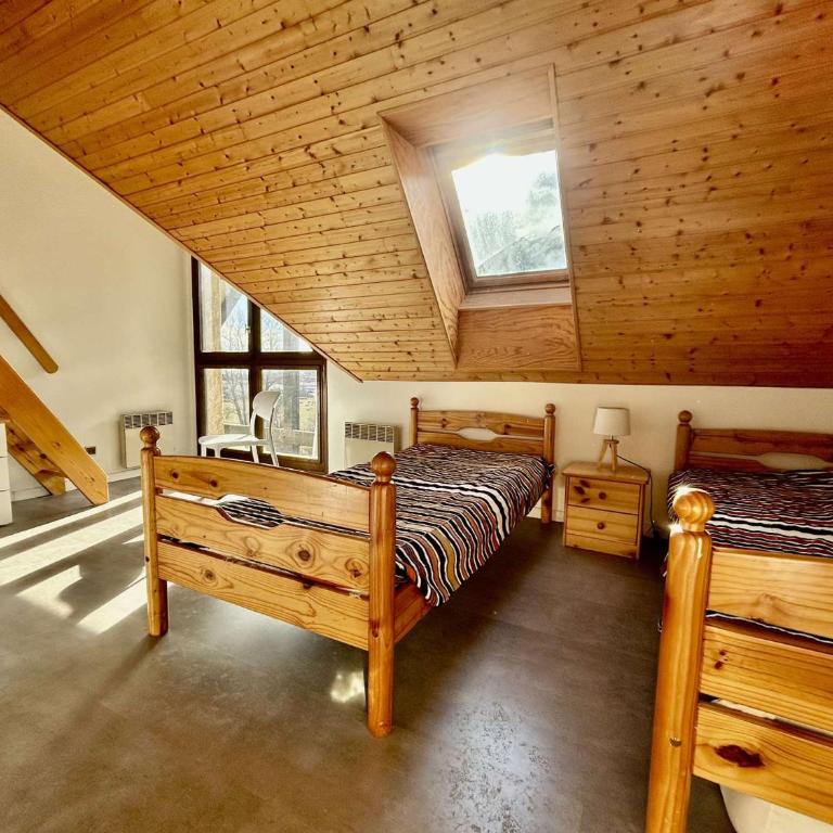 Grand appartement 4 chambres, proche centre et pistes, parking privatif - Appartement 4 Chambres - 19