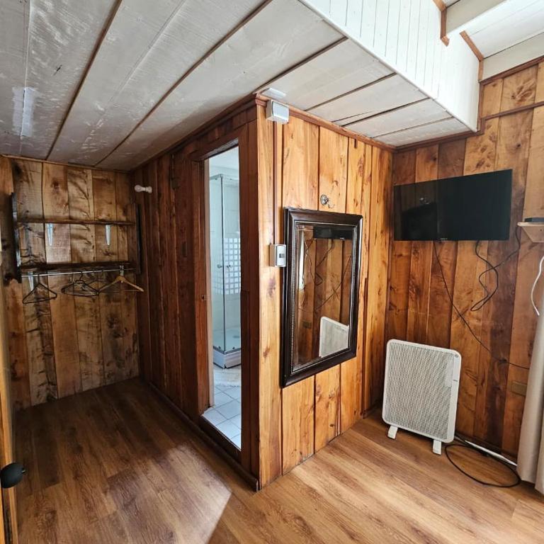 Los Pioneros - Habitación Doble con baño privado - 2