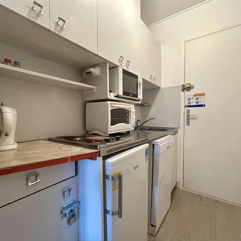 Studio Cabine 4 pers avec Parking, Navette, WiFi et Proximité Pistes - Dévoluy - FR-1-525-192 - Appartamento - 15