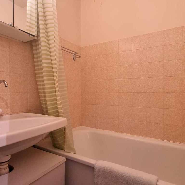 Studio cosy, proche pistes et commerces, parking et wifi inclus, SuperDévoluy - 3 couchages - FR-1-525-235 - Apartment (3 Adults) - 14