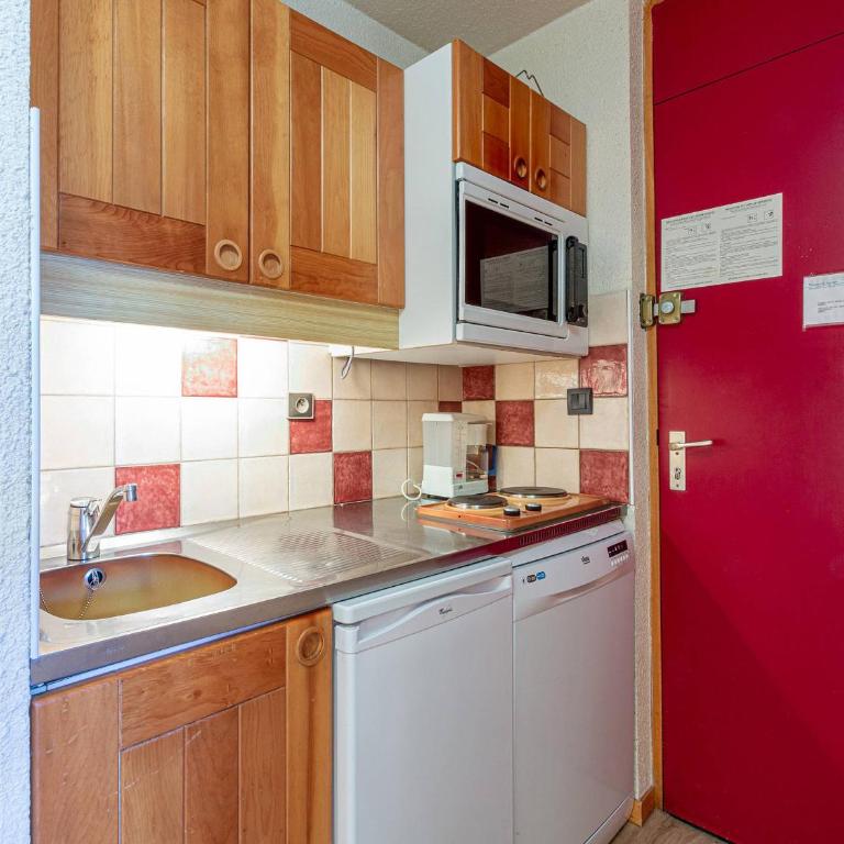 Studio cabine avec terrasse, accès direct aux pistes, idéal familles - FR-1-356-305 - Apartamento (4 adultos) - 7