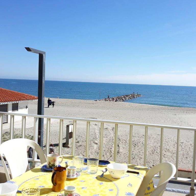 T2 CABINE-Superbe vue mer et accès direct plage proche commerces-6AT28 - Apartment mit Meerblick - 24