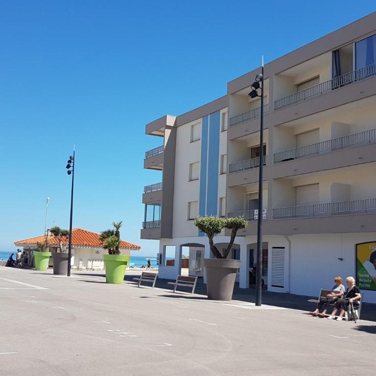 T2 CABINE-Superbe vue mer et accès direct plage proche commerces-6AT28 - Apartment mit Meerblick - 18