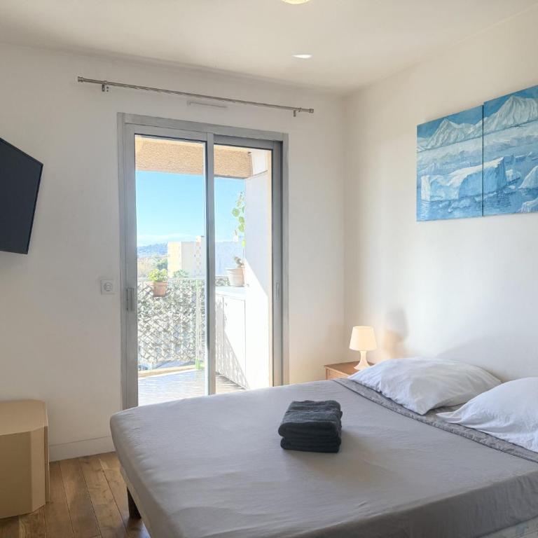 2 pièces cosy avec grande terrasse & piscine - Appartement 1 Chambre - 2