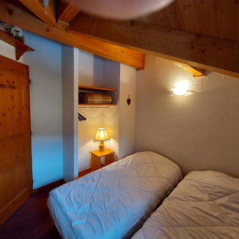 Chalet pour 10 pers. à Plagne Soleil avec animaux admis - Maison 5 Chambres - 20