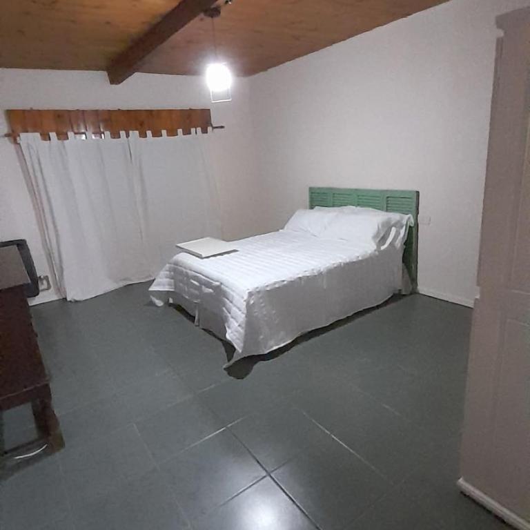 Un Dia Mas casa quinta - Three-Bedroom House - 9