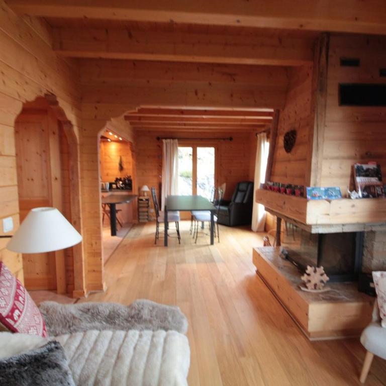 Chalet 3 chambres 8 pers avec cheminée et parking à 1000m des pistes - FR-1-572-49 - Chalet (8 Adultes) - 10