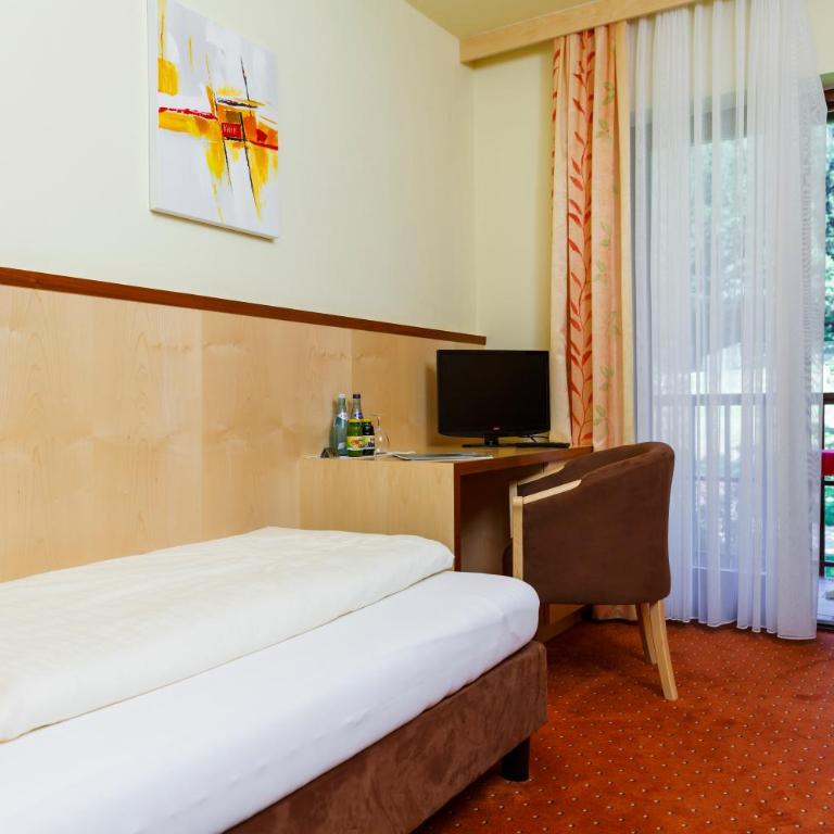 Seehotel Vinzenz - Einzelzimmer mit Balkon - 4
