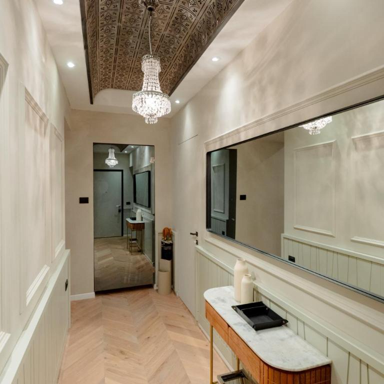 Palazzo Panfilli Central Luxury - Appartamento con 1 Camera da Letto - 57