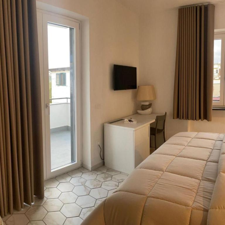 Domus Fontana - Triple Room with Balcony - 3