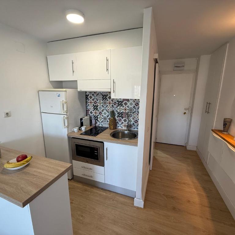 Estudio acogedor en Playa San Juan a 1 min del mar by Turihome - One-Bedroom Apartment - 7