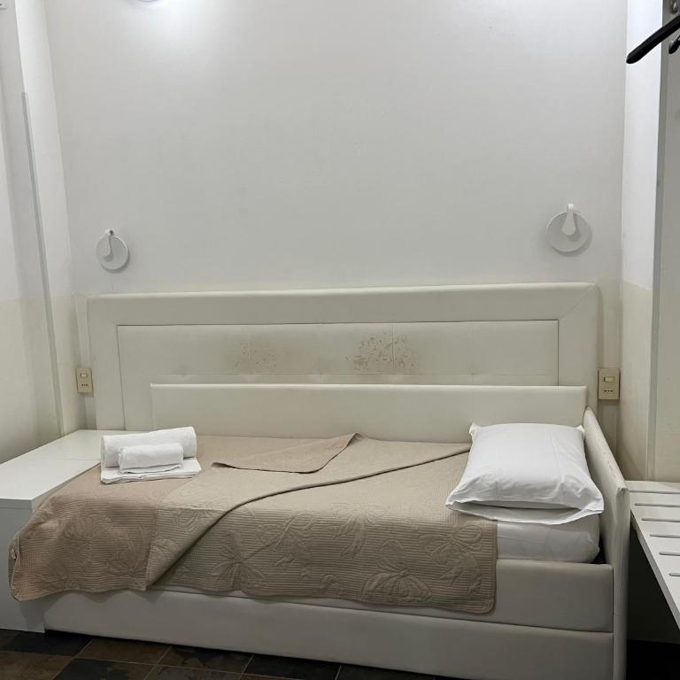 Golden Nice - Single Room - 2